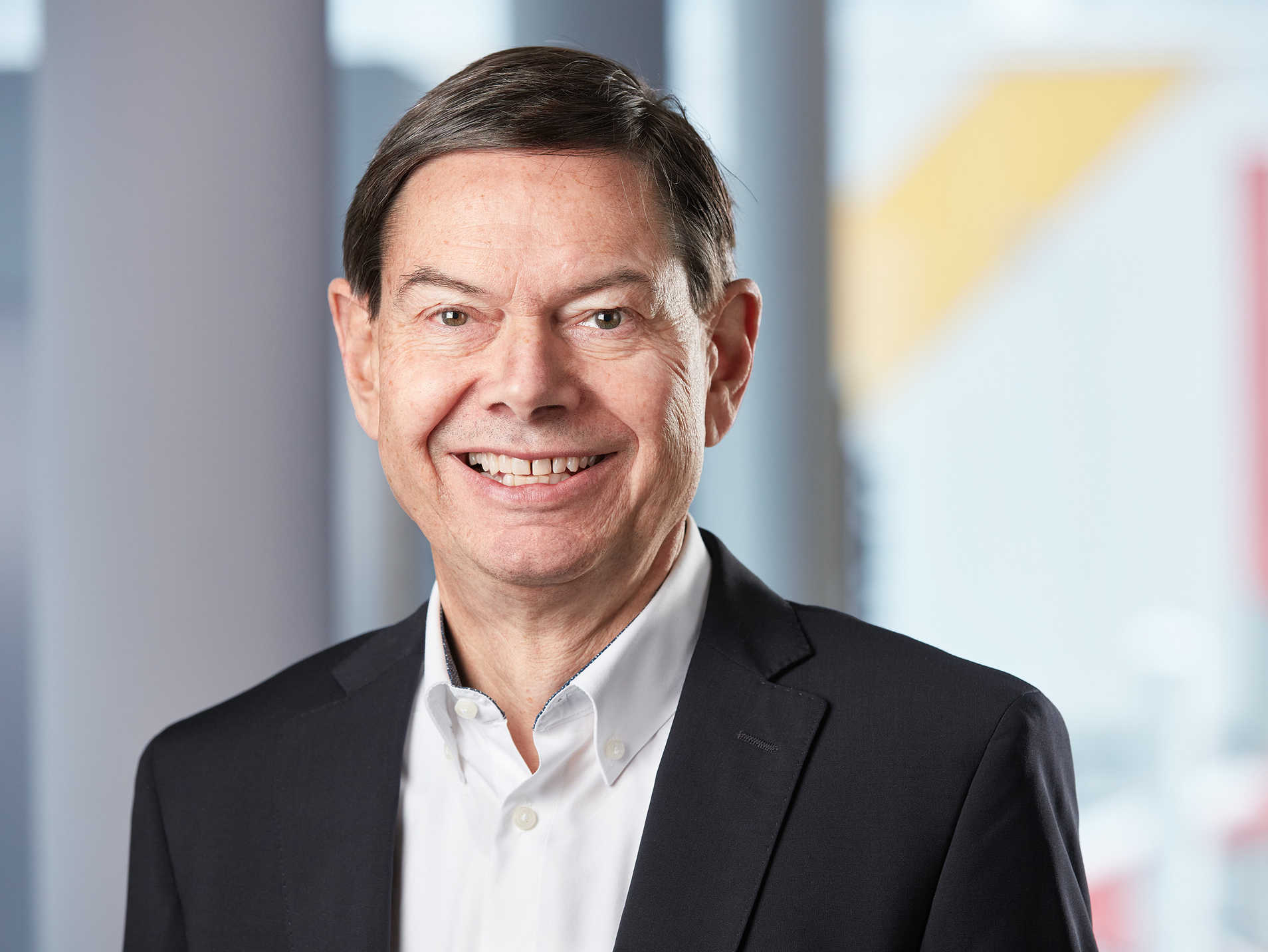 business photo of Dr Hans-Peter Zehnder,Chairman of the Board of Directors